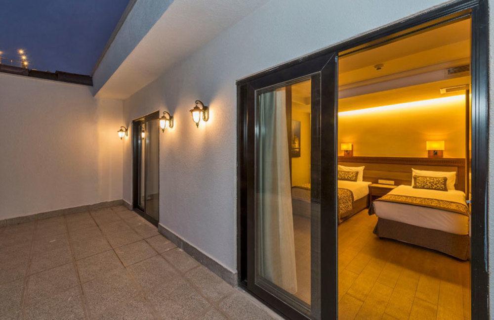 Viore Hotel Istanbul Exterior foto